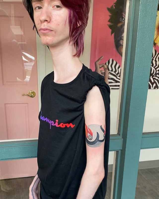 Daddy Long Neck with his latest tattoo