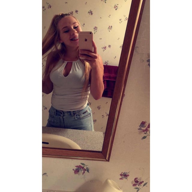 Taking a mirror pic