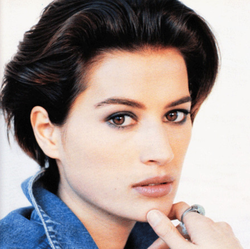 Photo of Annette Roque from her early modeling days.