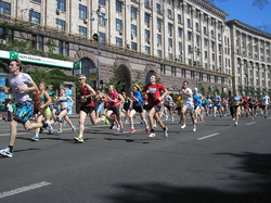 The annual 5.5-kilometre (3.4-mile) 'Run under the Chestnuts' is a popular Kiev public sporting event, with hundreds taking part every year.