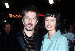 Donya Fiorentino with Gary Oldman back when they were married.