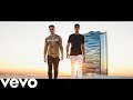 Joe Weller & Elliot Crawford's music video for "Queen & a Double"