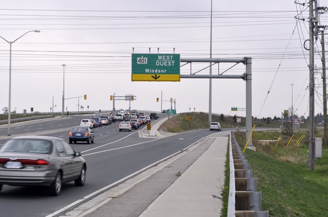 Wellington Road / Highway 401 interchange: London's downtown gateway.