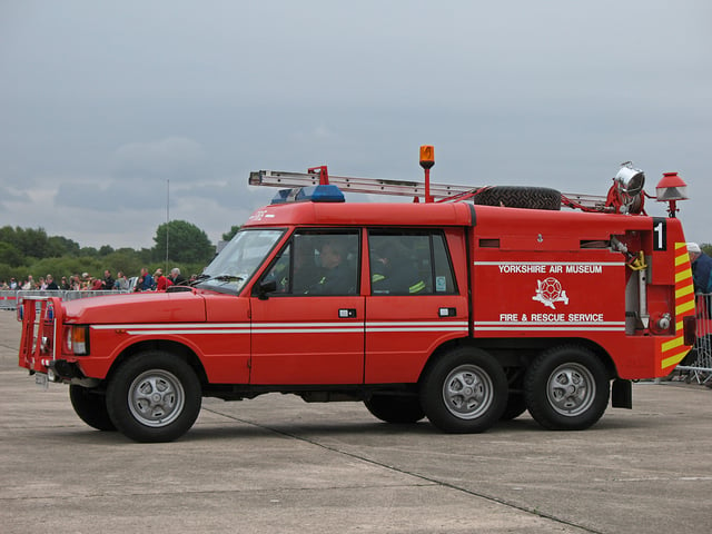 YAM Range Rover Airport Fire Tender