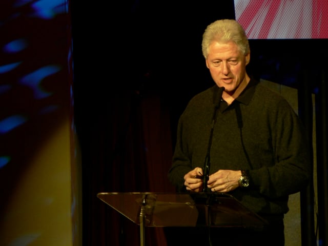 Bill Clinton addresses TED, 2007