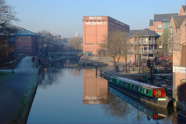 British Waterways building (formerly the Trent Navigation Company warehouse) on the Nottingham Canal