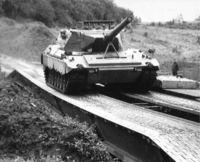 Leopard 2 prototype (1983)