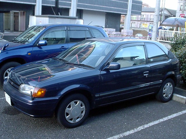 1995–1997 Corsa 3-door hatchback (Japan)