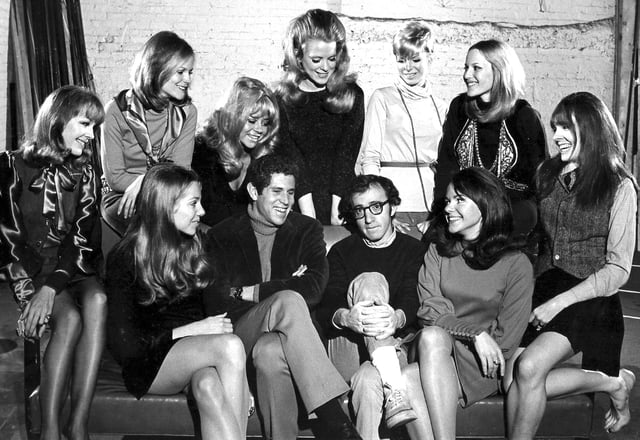 Allen with the Broadway cast of Play It Again, Sam (1969).