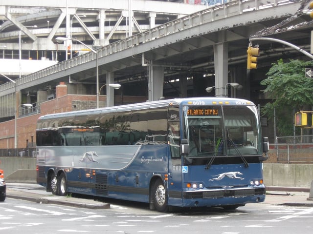 There are ramps to the Lincoln Tunnel, while the lower level of the North Wing connects with a tunnel under Ninth Avenue