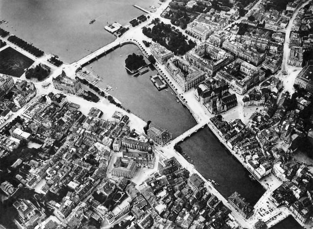 Quaibrücke, Bauschänzli, Münsterbrücke and Rathausbrücke (aerial photograph by Eduard Spelterini, probably late 1890s)