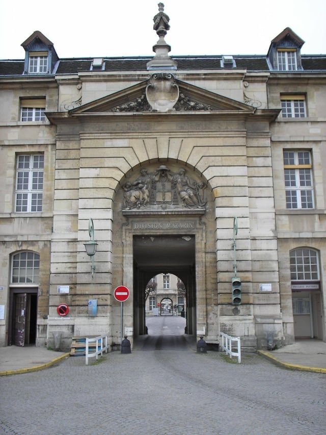 The Mazarin entrance to the Pitié-Salpêtrière Hospital