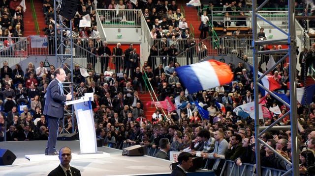 Hollande campaigning in Reims, 2012