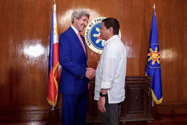 Kerry meets with Philippine President Rodrigo Duterte at Malacañang Palace in Manila, Philippines on July 26, 2016