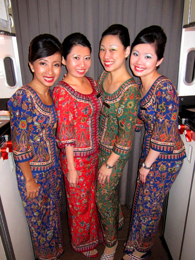 Singapore Girls, featured in Singapore Airlines' advertising