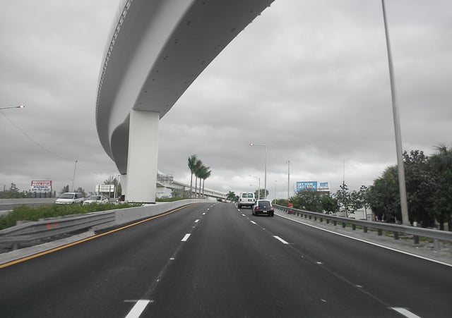 Guideway along State Road 112 (Airport Expressway) under construction in late 2011.