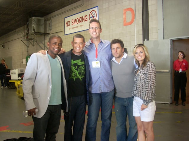 Dulé with the rest of the main cast of Psych