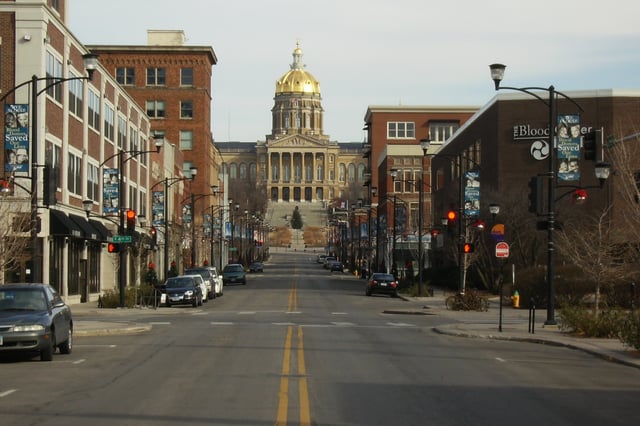 Locust Street looking east from 4th Street toward the Iowa State Capitol in East Village