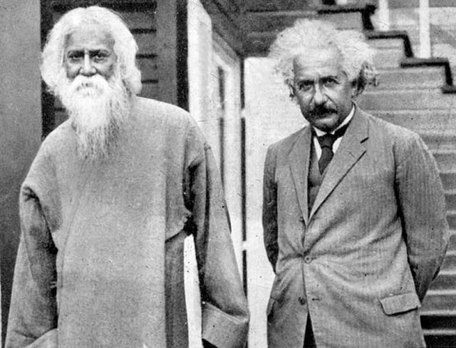 Einstein (right) with writer, musician and Nobel laureate Rabindranath Tagore, 1930