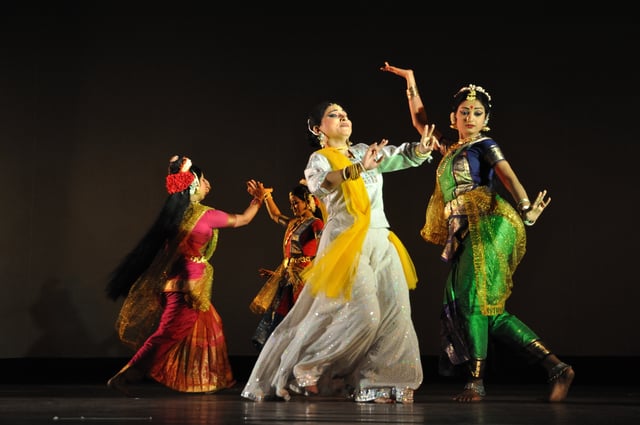 Dance with Rabindra Sangeet