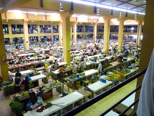 Mercado Côco-côco, a marketplace in the city of São Tomé