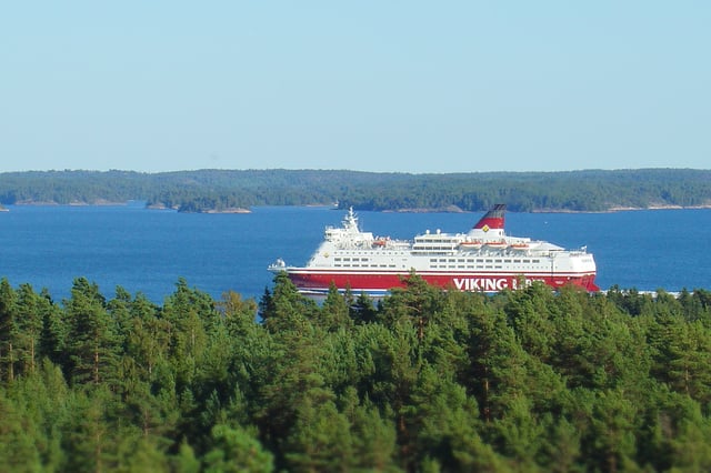 Viking Line's MS Isabella on her way in the Turku Archipelago