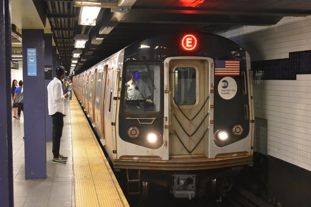 The New York City Subway is the world's largest single operator rapid transit system by number of stations, at 472.