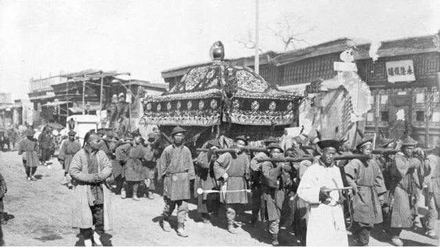 Funeral procession in Beijing, 1900