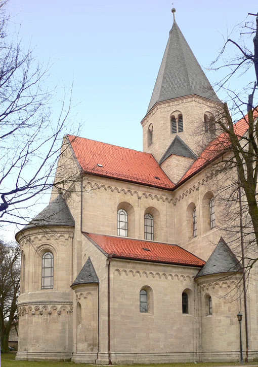 Burial place of Lothair II: Kaiserdom in Königslutter, founded by the emperor in 1135