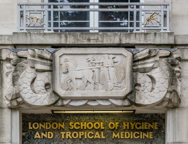 LSHTM Entrance sign and logo