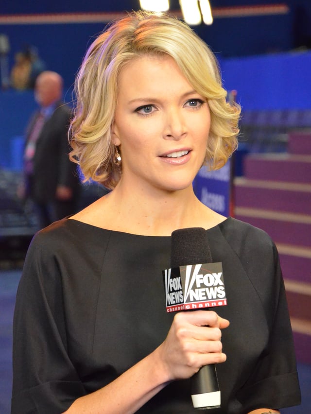 Kelly reporting during Fox's 2012 Republican National Convention coverage