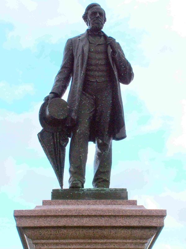 Statue of George Palmer in Palmer Park