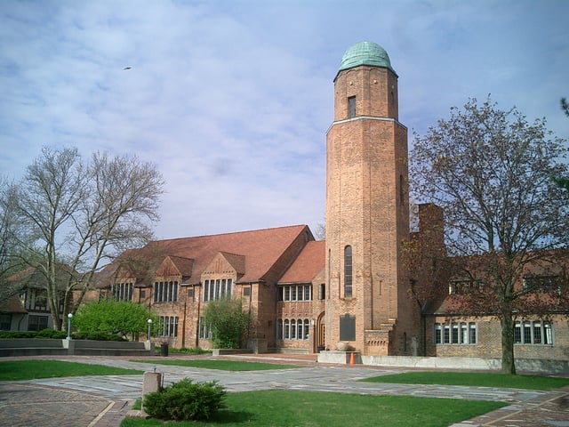 Romney began attending Cranbrook School in 1959.
