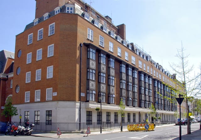 Buildings on the corner of Devonshire Street and Beaumont Street.