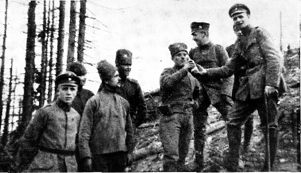 Russian troops meeting German troops in No Man's Land