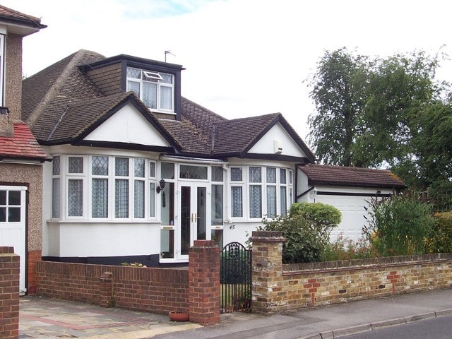 Cohen house in Ruislip (found full of transmitting equipment)