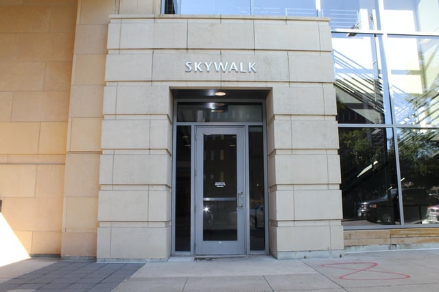 A new Des Moines Skywalk Entrance