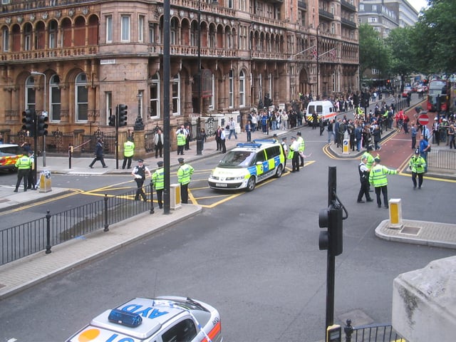 Police cordon off Russell Square on 7 July 2005.