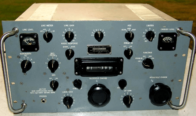 Collins R-390A radio receiver