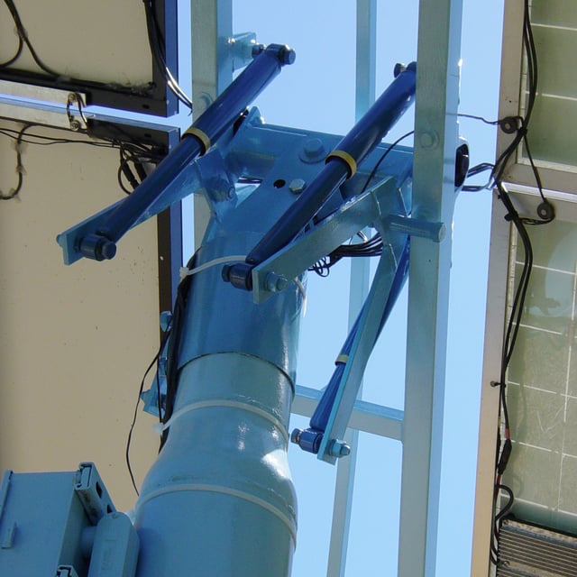 A 1998 model of a passive solar tracker, viewed from underneath.