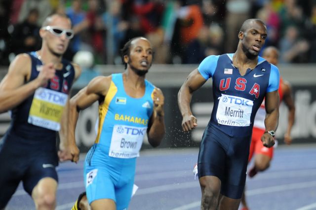 Merritt en route to becoming 400  m world champion in 2009