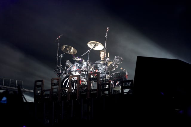 Rob Bourdon with Linkin Park on May 25, 2007 during their Minutes to Midnight World Tour