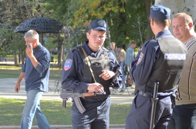 Police in Donetsk wearing insignia related to the Donetsk People's Republic, 20 September 2014