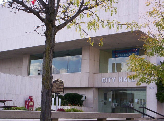 City Hall in downtown Marion