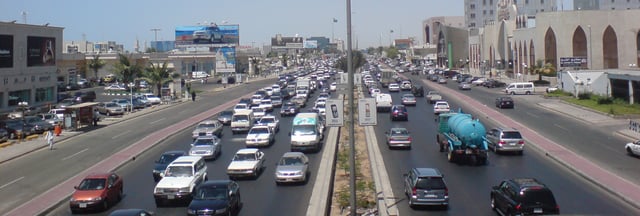 A view of the Madinah Road from 2007.