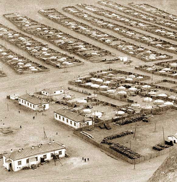 Yurt quarter under the Zajsan Hill, Ulaanbaatar, 1972