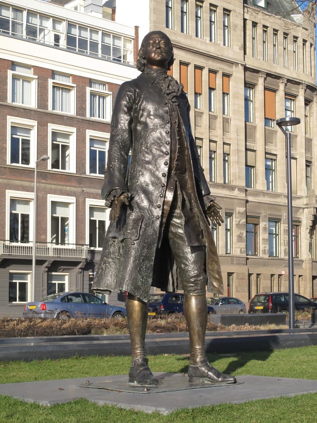 Statue of Peter in Rotterdam