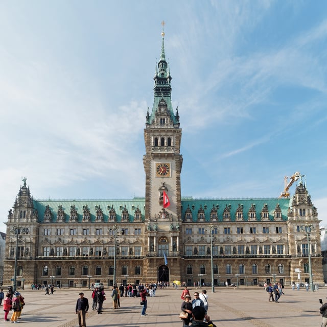 Hamburg City Hall (front view)