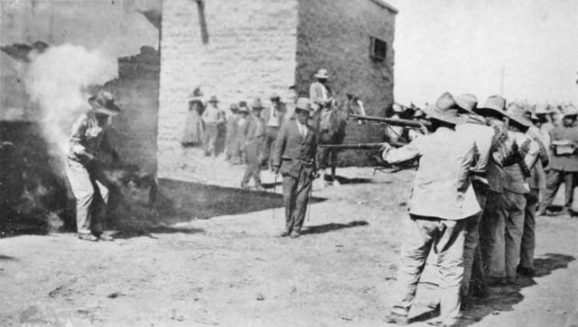 Mexican execution by firing squad, 1916