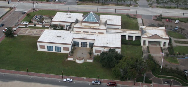 Art Museum of Southeast Texas, notice the last remaining column from the Perlstein Building.